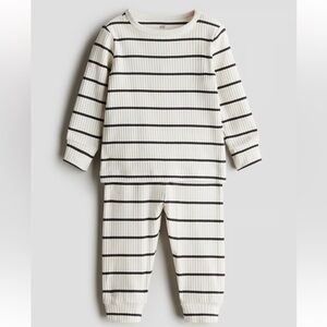H&M organic cotton toddler boy set